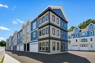 7 Nylah Crossing, Franklin, MA 02038 - Photo 2