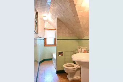 134 Church St, Ware, MA 01082 - Photo 18