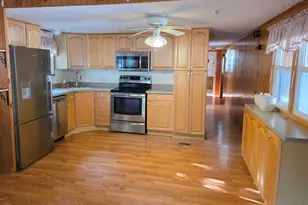 181 Boston Post Road E, Marlborough, MA 01752 - Photo 2