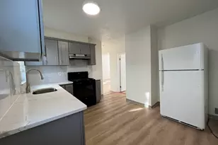 539 Washington St, Quincy, MA 02169 - Photo 4