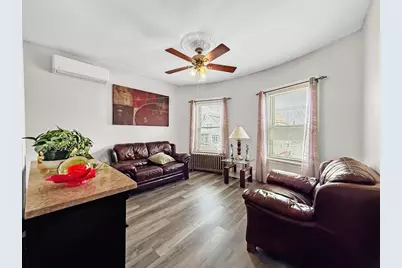 28 Ferry St, Everett, MA 02149 - Photo 8