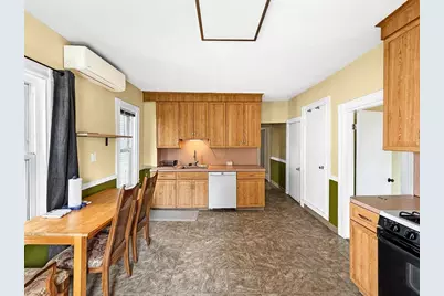 28 Ferry St, Everett, MA 02149 - Photo 18