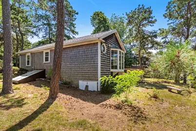 107 Shorewood Dr, Falmouth, MA 02536 - Photo 28