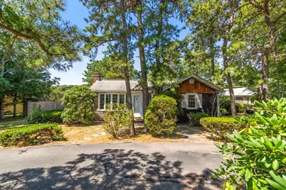 107 Shorewood Dr, Falmouth, MA 02536 - Photo 4