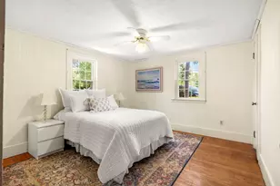 107 Shorewood Dr, Falmouth, MA 02536 - Photo 18
