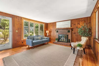 107 Shorewood Dr, Falmouth, MA 02536 - Photo 8