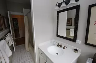 919 Beacon St, Boston, MA 02215 - Photo 8