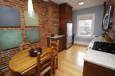 919 Beacon St #2, Boston, MA 02215 - Photo 4