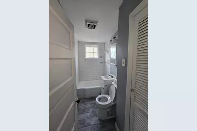 292 Tecumseh St, Fall River, MA 02721 - Photo 10