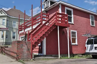 32 N Bow Street, Milford, MA 01757 - Photo 4