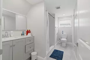 9 Vassall St, Quincy, MA 02170 - Photo 20