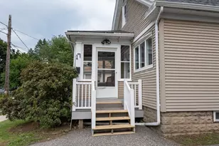 17 Bushwick Pl, Springfield, MA 01109 - Photo 6