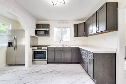 17 Bushwick Place, Springfield, MA 01109 - Photo 14
