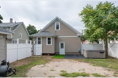 17 Bushwick Place, Springfield, MA 01109 - Photo 30