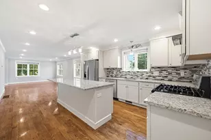 305 Lynn St, Malden, MA 02148 - Photo 2