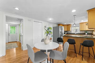 43 Elm St, Medford, MA 02155 - Photo 4
