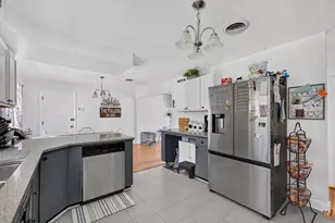 84 Evans St, Somerset, MA 02726 - Photo 10
