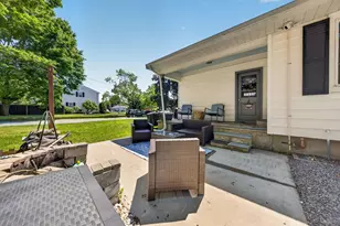 84 Evans St, Somerset, MA 02726 - Photo 32