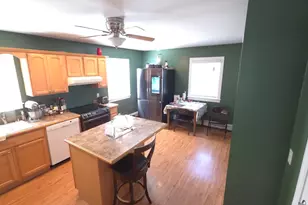 35 Jefferson St, Taunton, MA 02780 - Photo 8