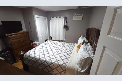 35 Jefferson St, Taunton, MA 02780 - Photo 10