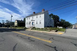 198 Main St, Fairhaven, MA 02719 - Photo 2