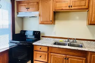 39 Granby, Worcester, MA 01604 - Photo 4