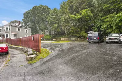 24 Walnut St, Fitchburg, MA 01420 - Photo 34