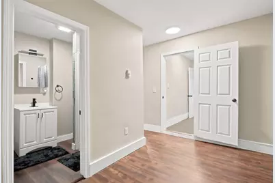 24 Walnut St, Fitchburg, MA 01420 - Photo 18