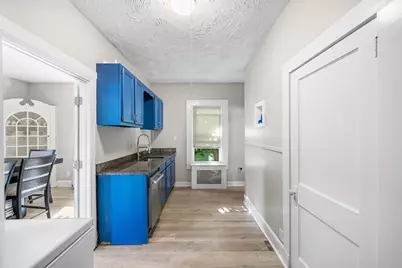 15 Cascade St, Fitchburg, MA 01420 - Photo 4