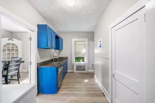 15 Cascade St, Fitchburg, MA 01420 - Photo 4