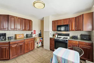 103 Duryea St, Springfield, MA 01104 - Photo 16