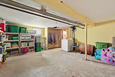 103 Duryea St, Springfield, MA 01104 - Photo 10