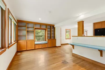 75 Lexington St, Burlington, MA 01803 - Photo 12