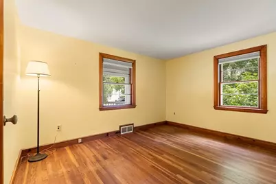 75 Lexington St, Burlington, MA 01803 - Photo 20