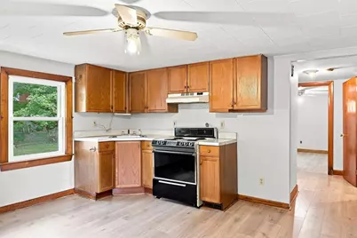 124 E Meadow Rd, Lowell, MA 01854 - Photo 10