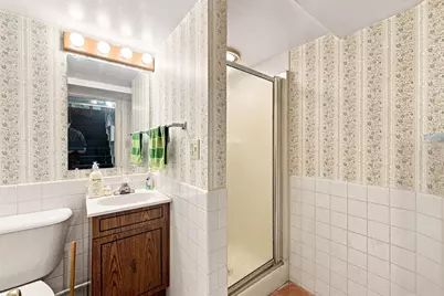 124 E Meadow Rd, Lowell, MA 01854 - Photo 22