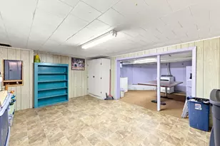 124 E Meadow Rd, Lowell, MA 01854 - Photo 34