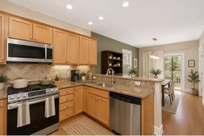 326 Centre St. #3, Boston, MA 02130 - Photo 2