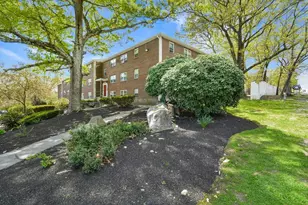 261 Boston Post Rd E, Marlborough, MA 01752 - Photo 1