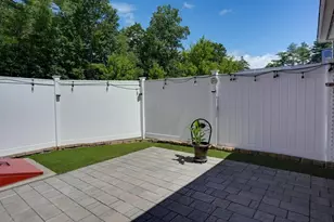 18 Village Ln, Bolton, MA 01740 - Photo 6
