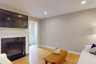23 Enaya Cir, Worcester, MA 01606 - Photo 8