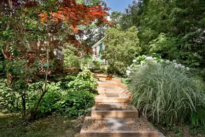 135 Mayflower Lane, Tisbury, MA 02568 - Photo 8