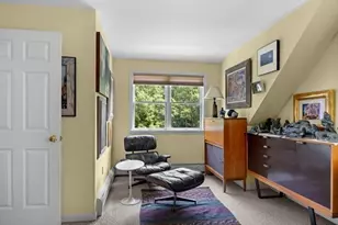 135 Mayflower Ln, Tisbury, MA 02568 - Photo 16