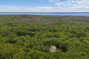 135 Mayflower Ln, Tisbury, MA 02568 - Photo 28