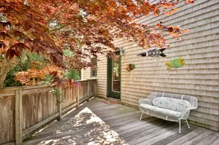 135 Mayflower Ln, Tisbury, MA 02568 - Photo 6