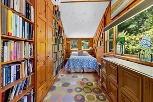 135 Mayflower Ln, Tisbury, MA 02568 - Photo 10