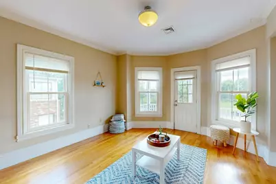 561 Broadway #A2, Somerville, MA 02145 - Photo 8