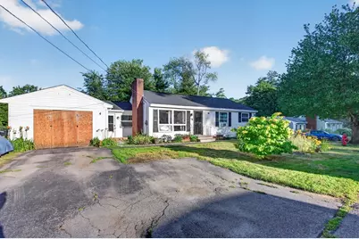 18 Vernon St, Ayer, MA 01432 - Photo 4