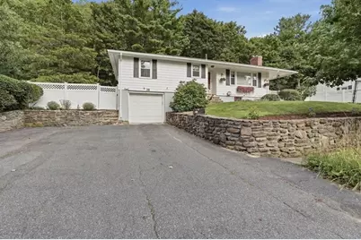 28 Hilltop Circle, Worcester, MA 01609 - Photo 2