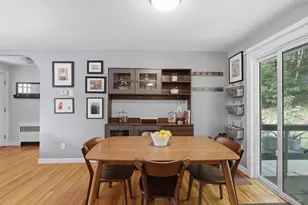 28 Hilltop Cir, Worcester, MA 01609 - Photo 8